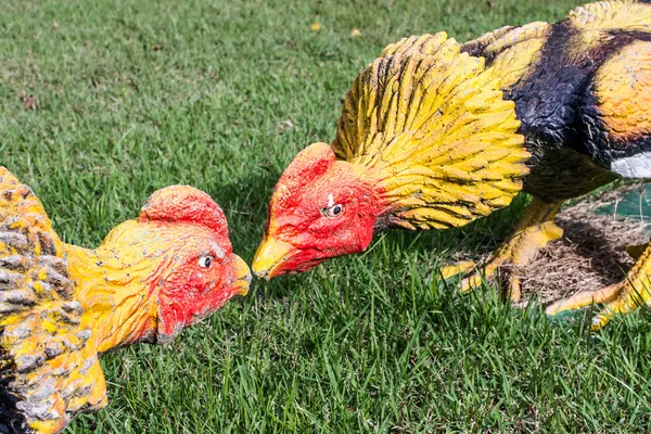 Lucha estatua de pollo — Foto de Stock