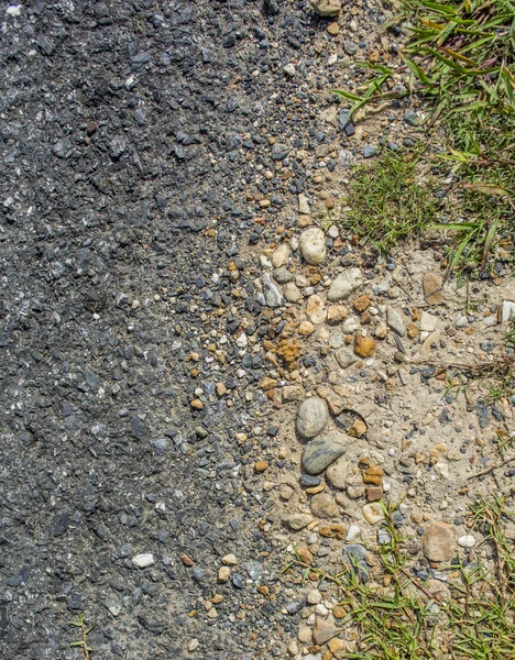 Texture asfaltata sulla strada durante il giorno — Foto Stock