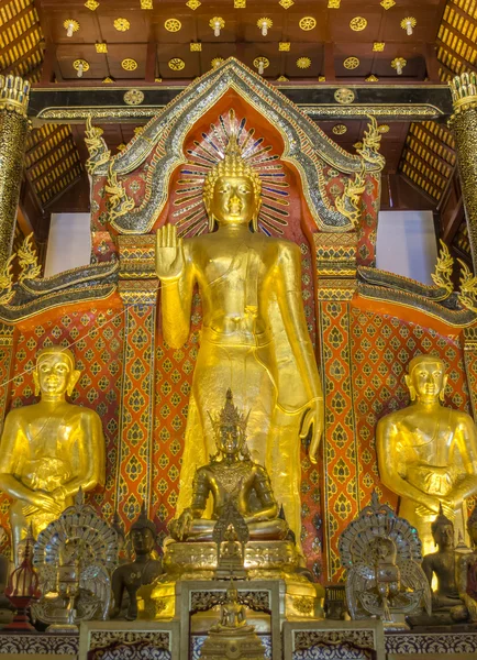 Estátua Buda Ouro Templo Tailândia — Fotografia de Stock