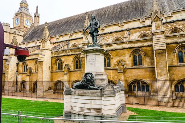 London Anglia 2022 Oliver Cromwell Emlékmű Parlament Épülete Előtt Westminster — Stock Fotó