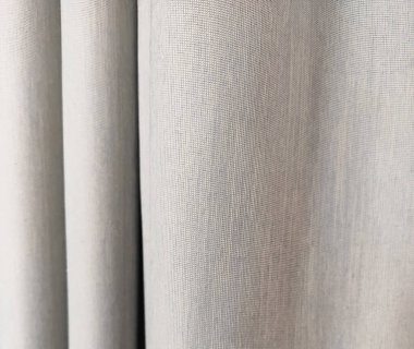 Pliseli gri kumaş, düz kumaş arkaplan