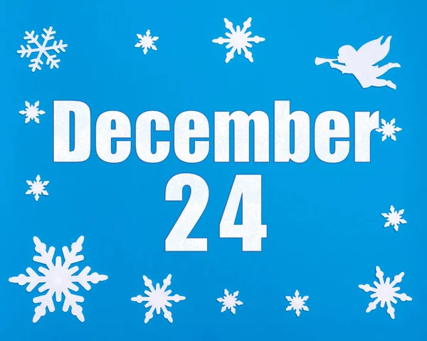 24 de diciembre. Fondo azul invierno con copos de nieve, ángel y una fecha de calendario. Día 24 del mes. — Foto de Stock