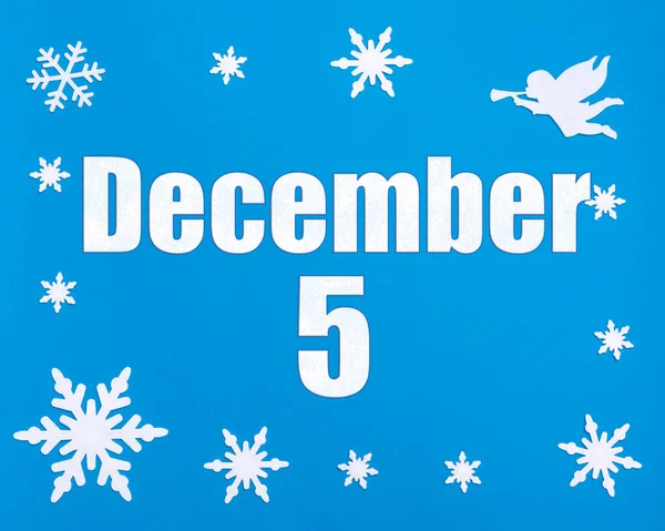 Декабря Зимний Голубой Фон Снежинками Ангелом Календарной Датой День Месяца — стоковое фото