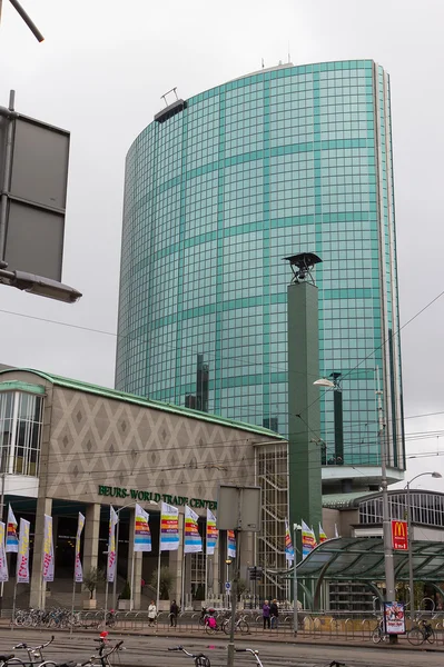 Всемирный торговый центр в Роттердаме, Голландия — стоковое фото