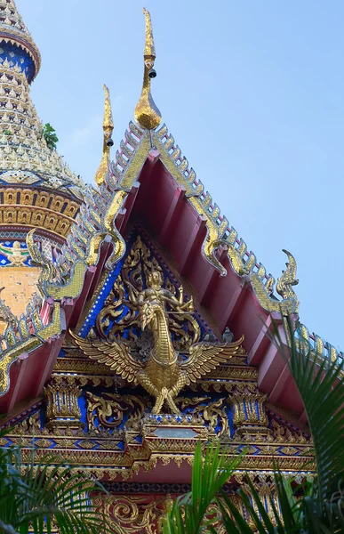 Mosteiro real Wat Chuai Mongkong em Pattaya, Tailândia — Fotografia de Stock