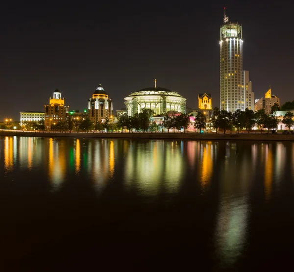 Kosmodamianskaya setin panorama, gece geç olabilir