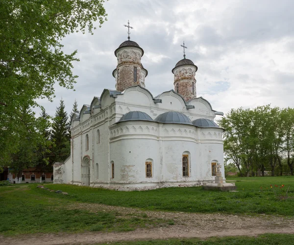 Rizopolozhensky katedral i Sacred Rizopolozhenskom et kloster i Suzdal, Vladimir-regionen - Stock-foto