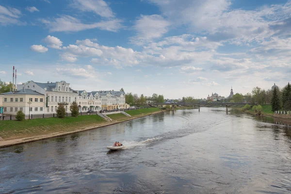 tvertz Nehri setin içinde şehir torzhok