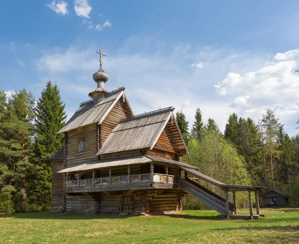 Vasilevo, perto de Torzhok. Museu de arquitetura de madeira. Igreja da Transformação (Ascensão). Construção Imagem De Stock