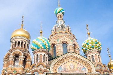 Saint Petersburg, Rusya - 04.01.2022: St. Petersburg 'da İsa' nın dirilişi katedrali. Kanlı Kurtarıcı Kilisesi.