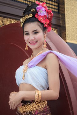 Tayland Geleneksel Kostümlü Taylandlı Kadın