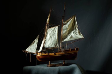 Alacakaranlık Stüdyosunda sergilenen gemi modeli