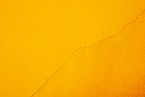 전형적 울퉁불퉁 노란색 금박을 — 스톡 사진