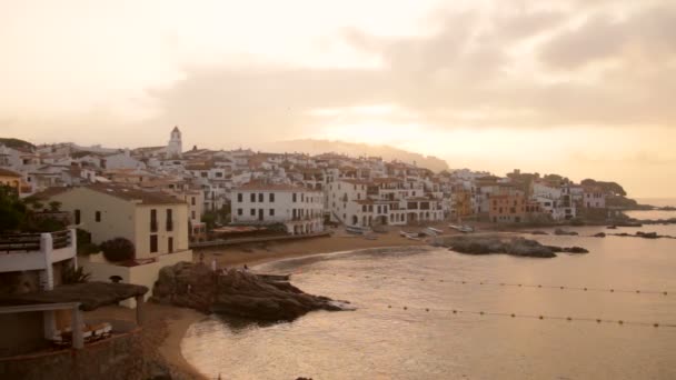 Pueblo de pesca del Mediterráneo al amanecer 01 — Vídeos de Stock