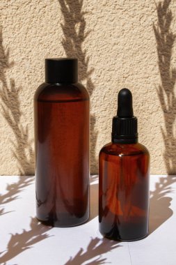 Serum, yüz yağı. Tonik, özüt. Yüz bakımı.