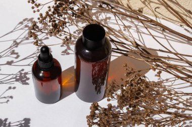 Serum, yüz yağı. Tonik, özüt. Yüz bakımı.