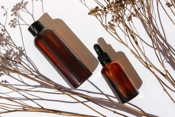 Serum, yüz yağı. Tonik, özüt. Yüz bakımı.