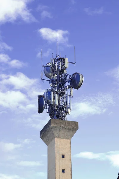Communications Tower Full Bird Nests Oropesa — Foto Stock
