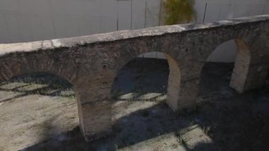 Almuecar, Granada, Endülüs, İspanya 'nın Roma su kemeri,