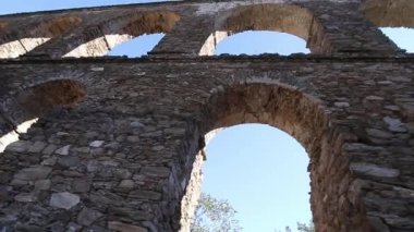 Almuecar, Granada, Endülüs, İspanya 'nın Roma su kemeri,