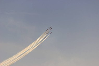 dublörlük yapan savaş uçakları, hava saldırısı, savaş, hava muharebesi gibi.,