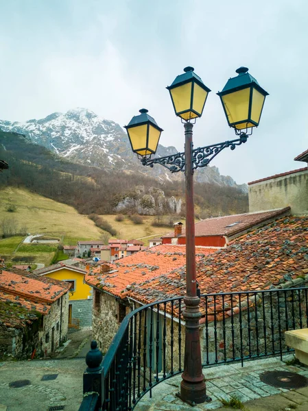 Vista Para Cidade Sotres Picos Europa Astúrias Espanha Famosa Pela — Fotografia de Stock