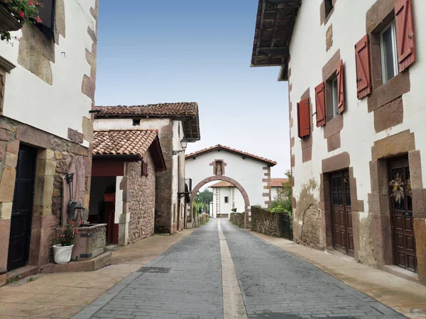 スペインで最も美しい町の一つ ナバラの観光地アミールのプロモーション写真 ロイヤリティフリーのストック画像