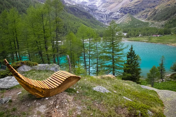 Paisagem Panorâmica Mágica Com Lago Nas Montanhas Nos Alpes Suíços — Fotografia de Stock