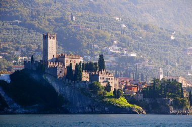 malcesine İtalyan göller Kuzey İtalya'nın garda Gölü üzerinde kale