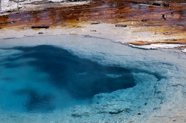 yellowstone Milli Parkı ABD'de'jeotermal havuzları