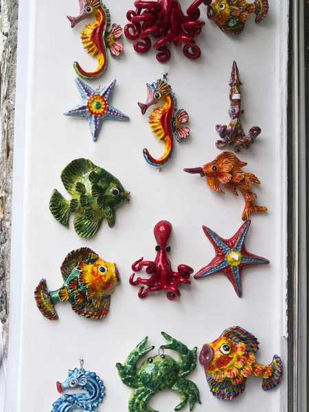 卡普里意大利神奇岛上的陶瓷纪念品 — 图库照片