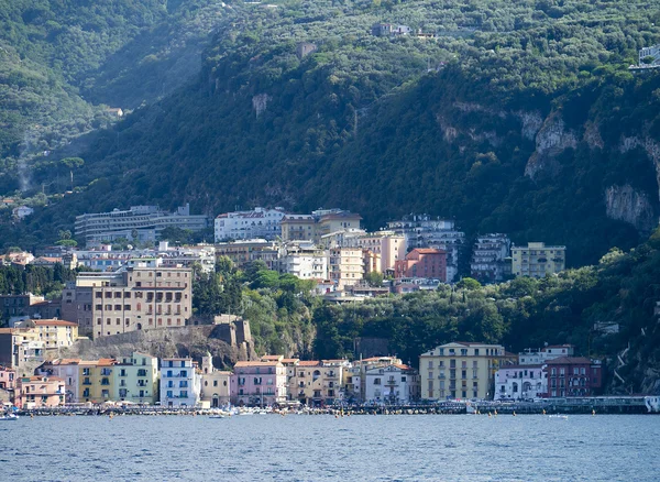 The villages on the coast around the Town of Sorrento in Southern Italy — Stock Photo, Image