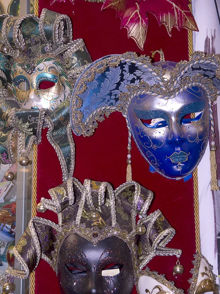 Máscaras venezianas à venda em Roma Itália — Fotografia de Stock