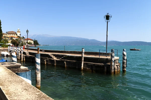 Gardone Riviera on Lake Garda in Northern Italy — Stock Photo, Image