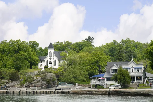 De 1000-eilanden op de st lawrence river die grenst aan canada en de VS. — Stockfoto