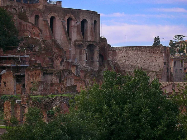 Épületek Palatinus Hill Kilátással Ókori Római Fórum Központjában Róma Olaszország — Stock Fotó