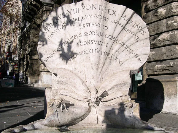 Fontanna Pszczół Fontana Delle Api Rzymie Włoska Fontanna Znajduje Się — Zdjęcie stockowe