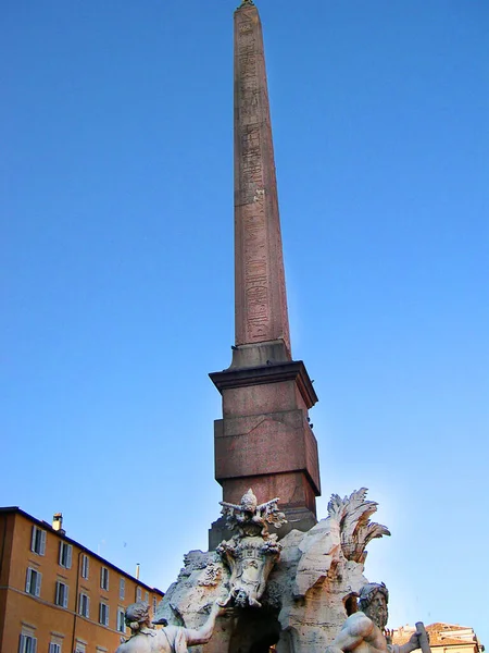 Obelisk Egipski Piazza Navona Rzymie Tłumaczenia Francuskiego Uczonego Jean Francois — Zdjęcie stockowe