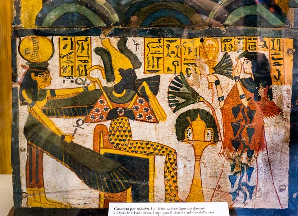 埃吉诺博物馆 Museo Egizio 是意大利皮埃蒙特都灵的一个考古博物馆 专门从事埃及考古学和人类学 它收藏了埃及最大的文物之一 有3万多件文物 — 图库照片
