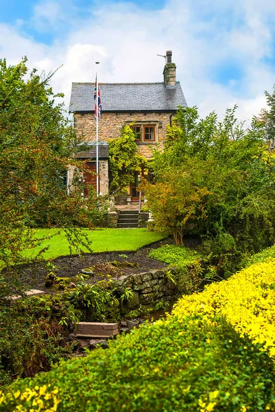 Cottage Waddington Ribble Valley Riacho Flui Através Aldeia — Fotografia de Stock