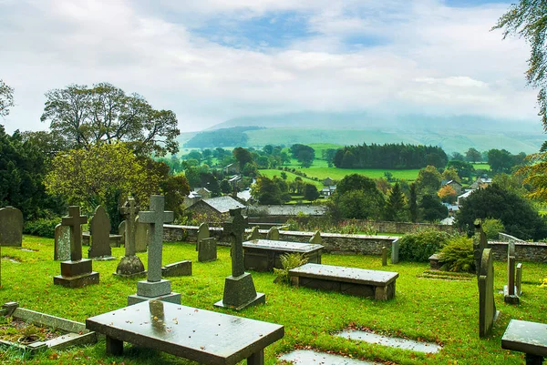 Quiet Country Churchyard Foot Pendle Hill Ribble Valley Just Shower — Stock Photo, Image