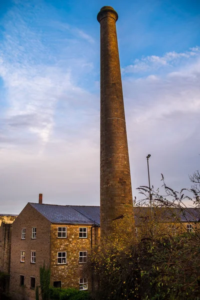 Chaminé Moinho Algodão Reaproveitado Nas Margens Rio Brun Burnley Lancashire — Fotografia de Stock