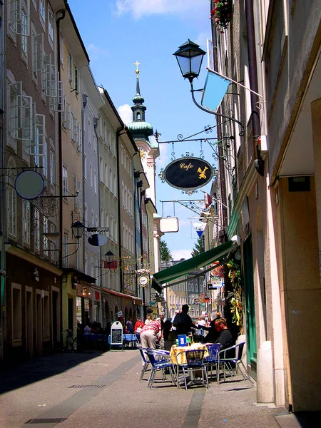 Getriedegasse Principal Rua Comercial Salzburgo Áustria Numa Casa Nesta Rua — Fotografia de Stock