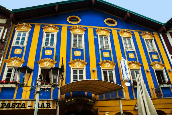 Mondsee Uma Cidade Alta Áustria Margem Lago Mondsee Mondsee Abbey — Fotografia de Stock