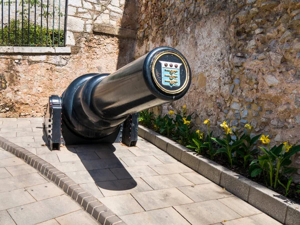 Gran Arma Cañón Junto Las Murallas Ciudad Peñón Gibraltar — Foto de Stock