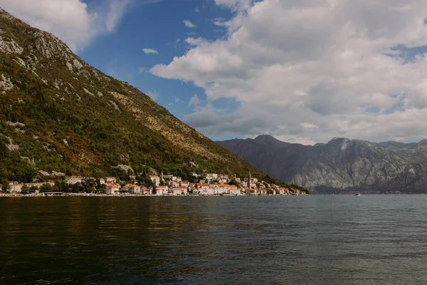 Bahía Kotor Mar Adriático Suroeste Montenegro Grupo Bien Conservado Ciudades —  Fotos de Stock