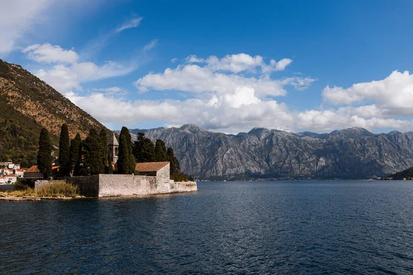 Widok Zewnątrz Wyspy Świętego Jerzego Kotor Bay Boka Kotorska Pobliżu — Zdjęcie stockowe