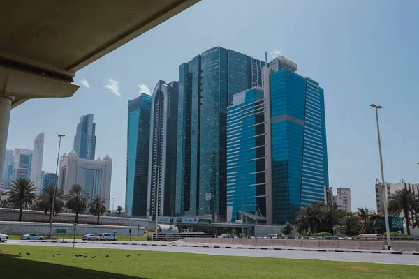 Dubai Emiratos Árabes Unidos Abril 2021 Camino Bayswater Omniyat Tower —  Fotos de Stock