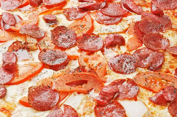 Sosis ile pizza closeup