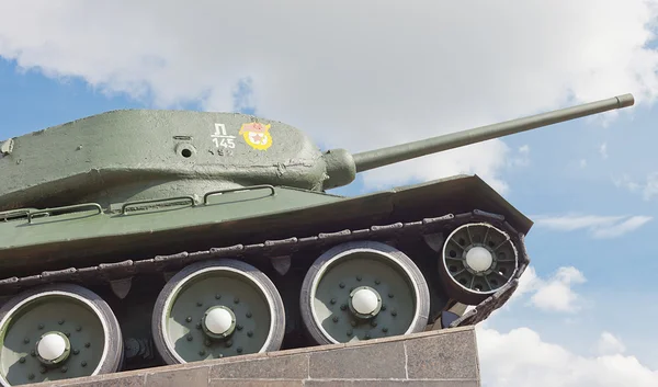 Radziecki czołg t-34 w Mińsku — Zdjęcie stockowe